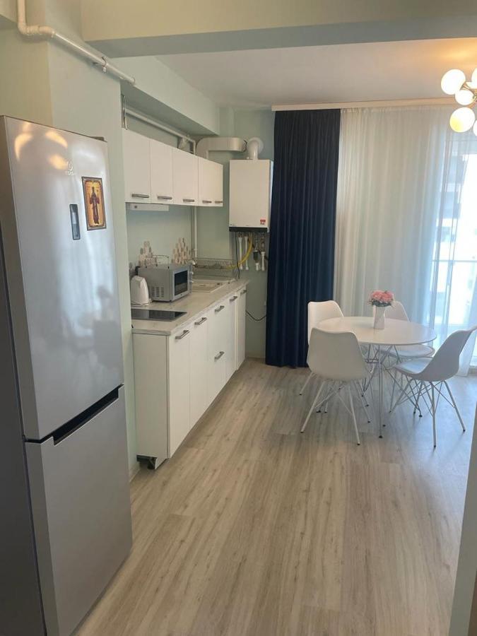 Ini Apartment Alezzi Năvodari Exteriör bild