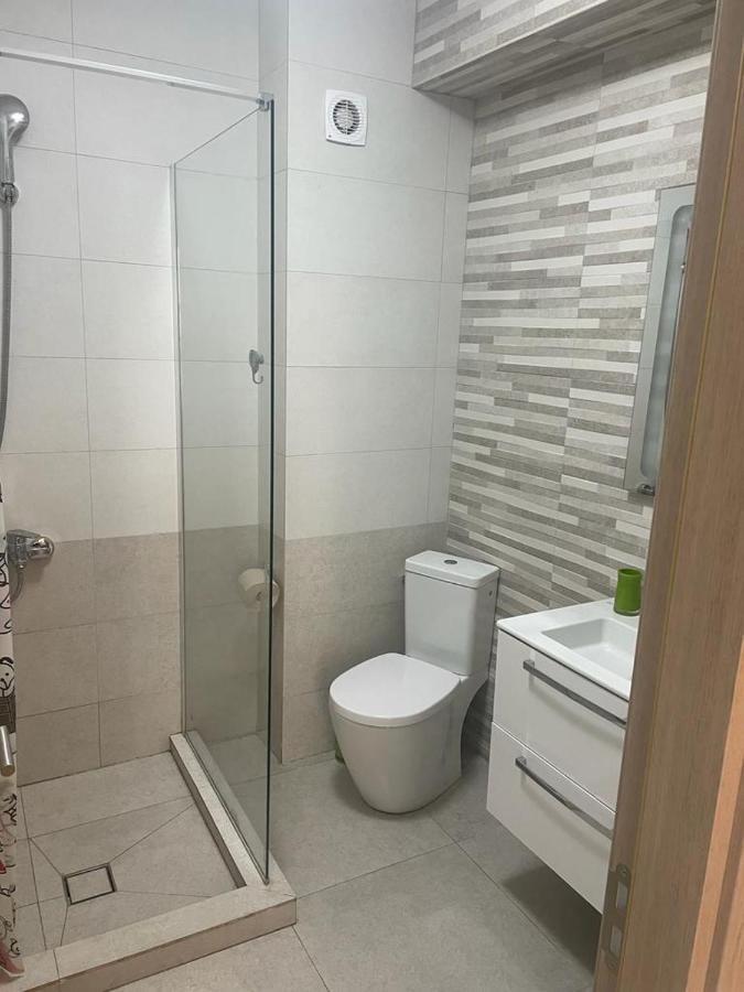 Ini Apartment Alezzi Năvodari Exteriör bild
