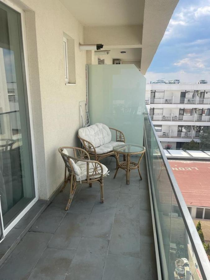 Ini Apartment Alezzi Năvodari Exteriör bild