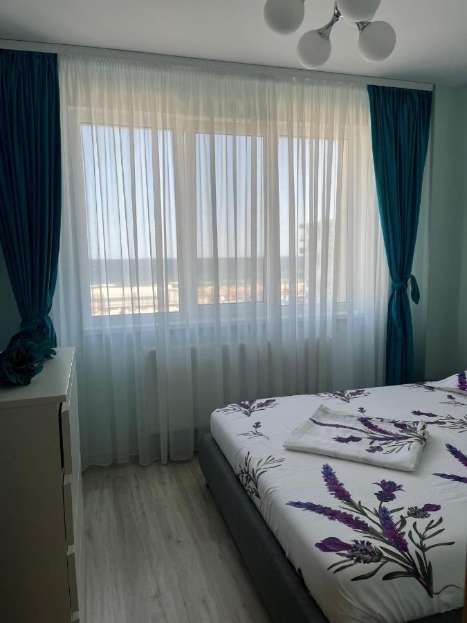 Ini Apartment Alezzi Năvodari Exteriör bild